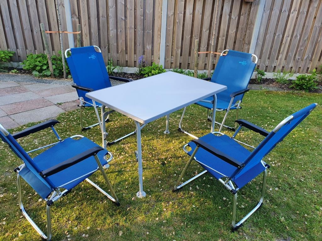 4 Bo-camp stoelen en tafel, Caravans en Kamperen, Kampeermeubelen, Ophalen of Verzenden, Zo goed als nieuw, Campingstoel