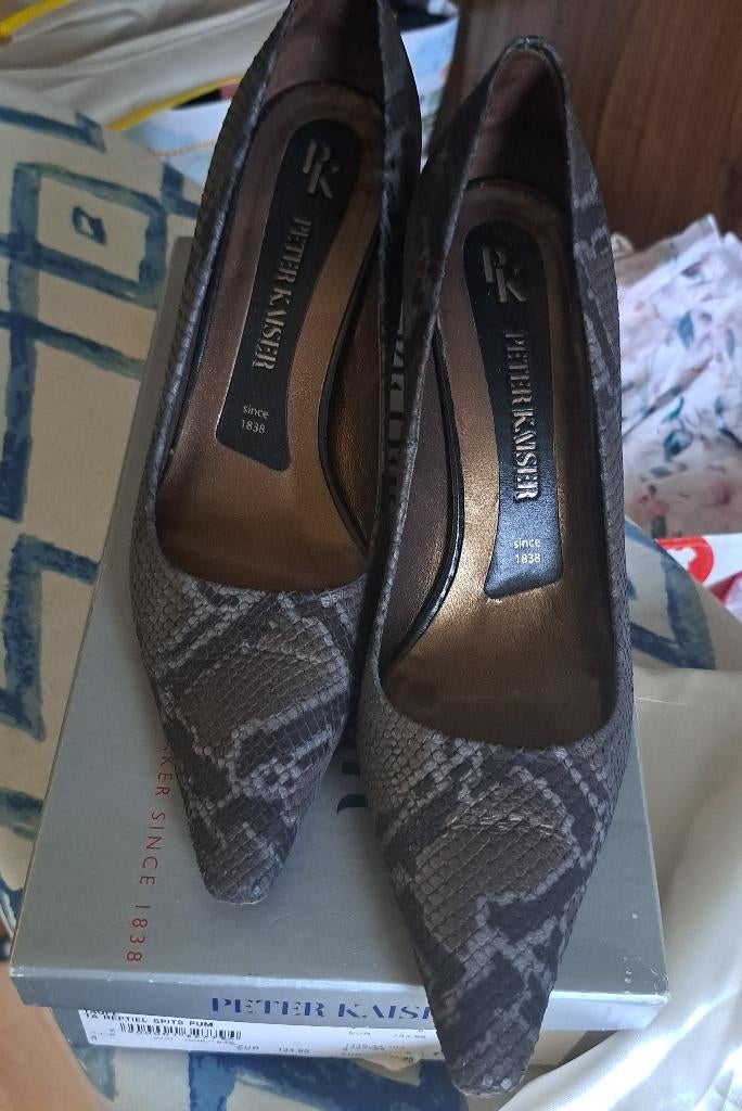 Peter Kaiser luxe pumps grijs in reptielprint + doos — 39 NC, Peter Kaiser, Pumps, ., Ophalen of Verzenden