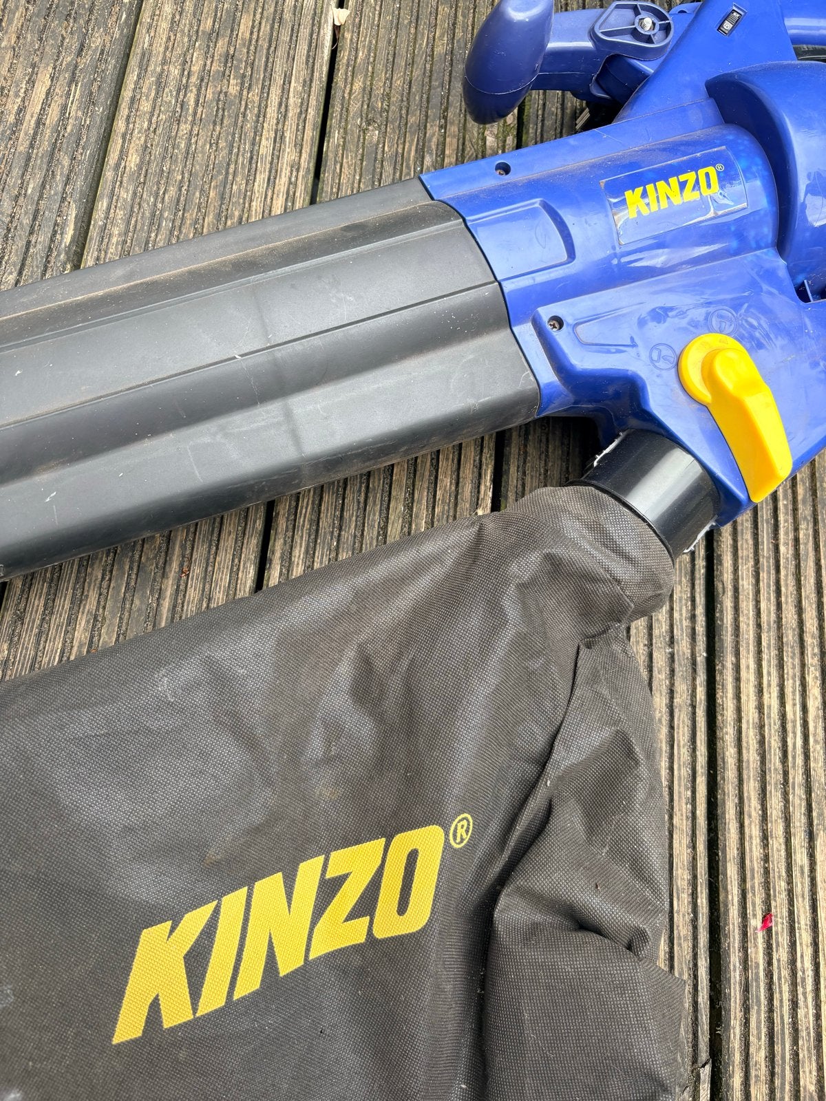 Kinzo Bladblazer - Elektrisch met Zuigfunctie, Ophalen, Gebruikt, Handgedragen, Met opvangzak