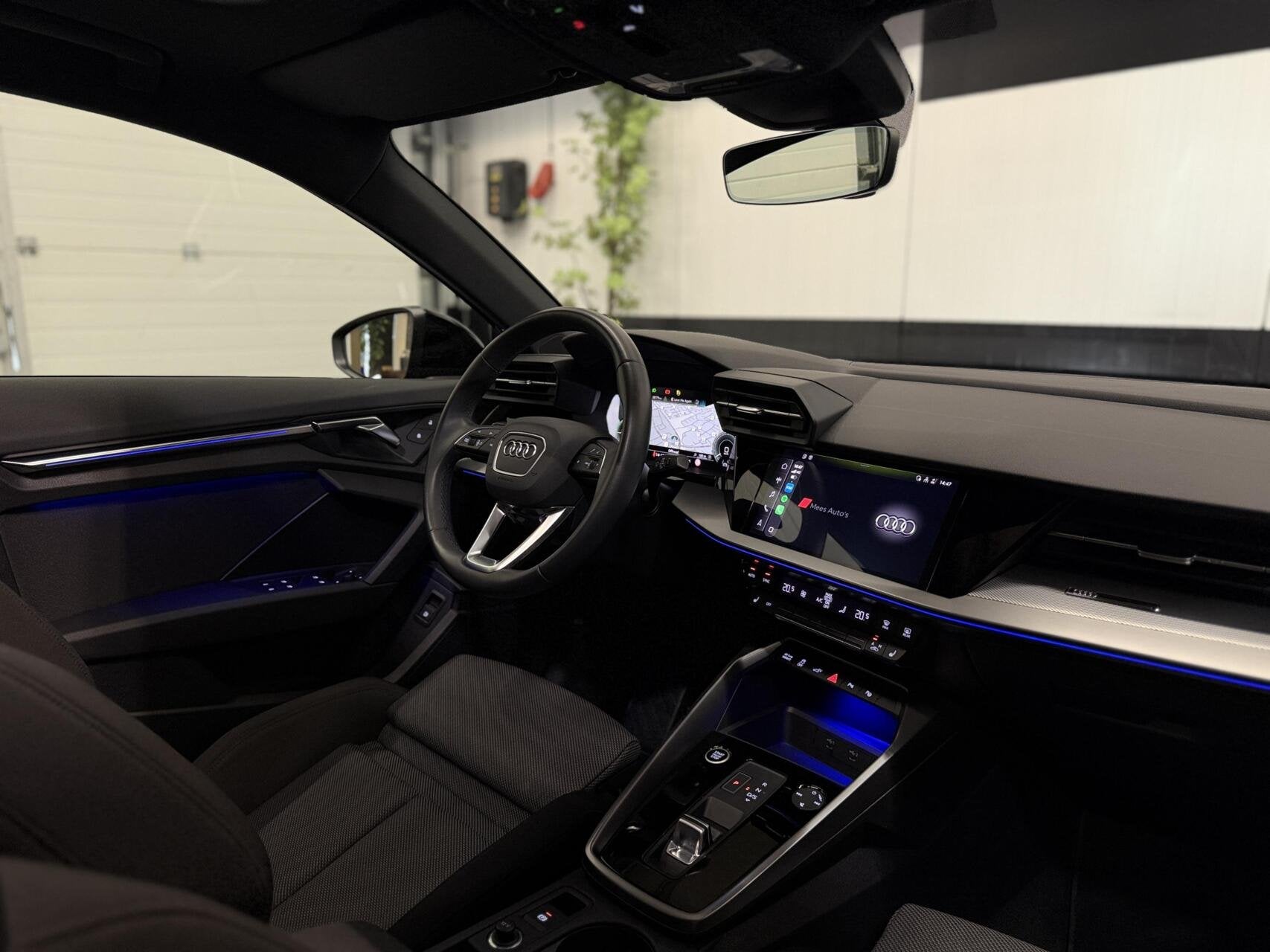 Audi A3 Sportback 40 TFSI e S-Edition|Pano|Keyess|Ambiance|, Auto's, Dealer onderhouden, Stof, Gebruikt, 4 cilinders
