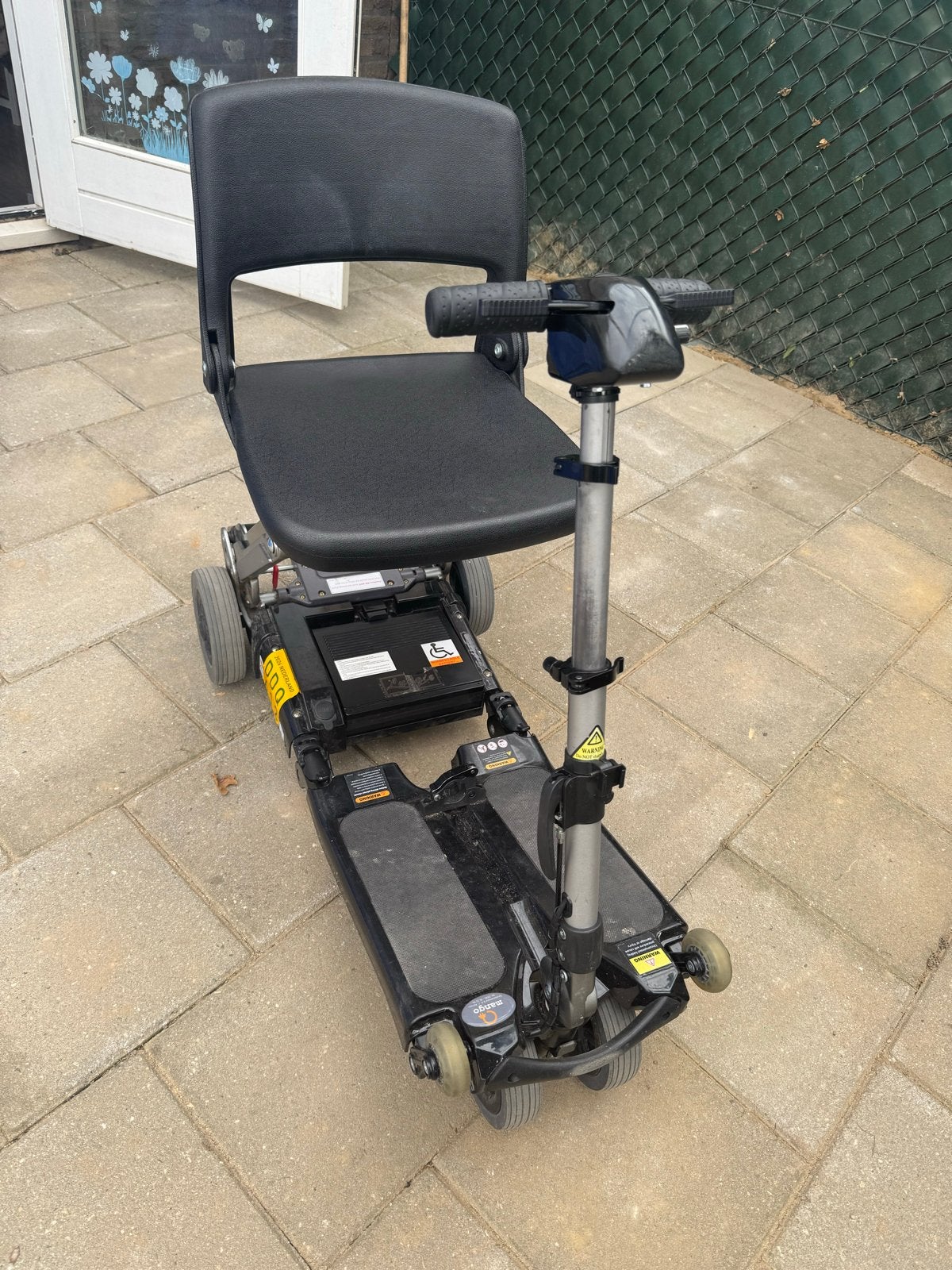 Opvouwbare scootmobiel + extra accu, Ophalen, 10 km/u of minder, Gebruikt, 16 t/m 25 km