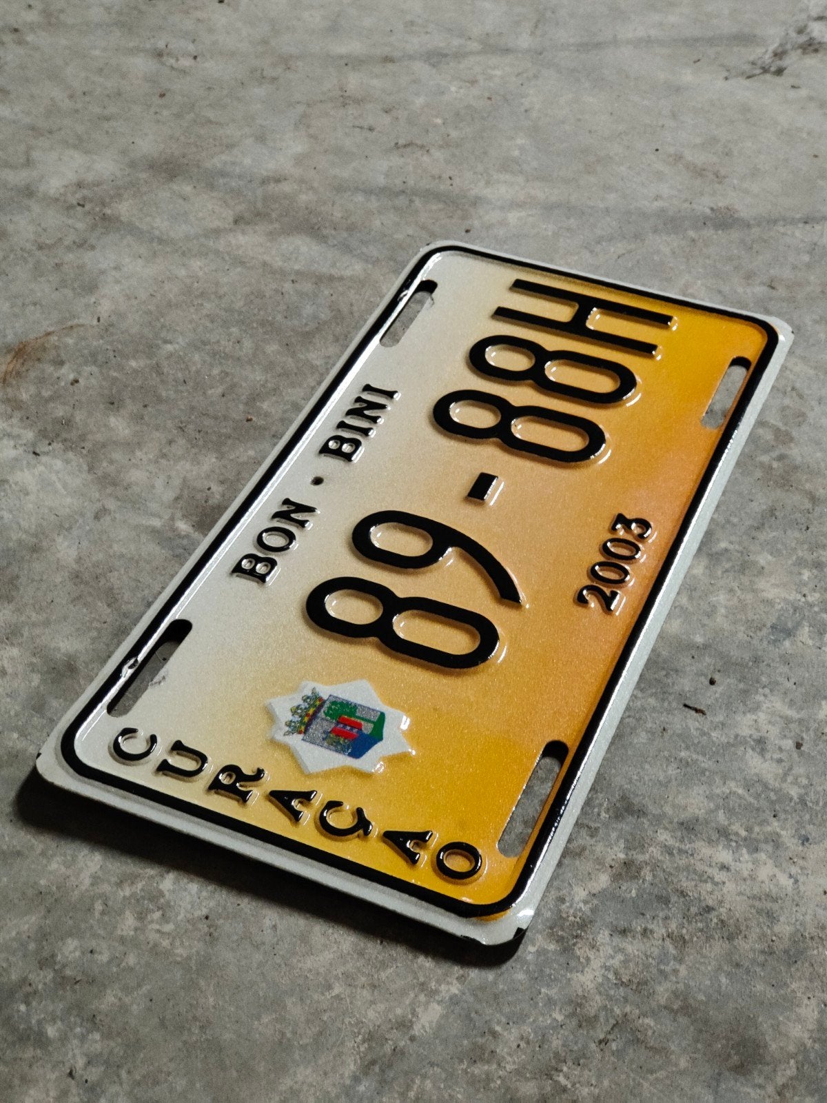 Originele kentekenplaat Curaçao 2003 | Vintage, Industrieel, Ophalen of Verzenden, Zo goed als nieuw, Decoratieobject