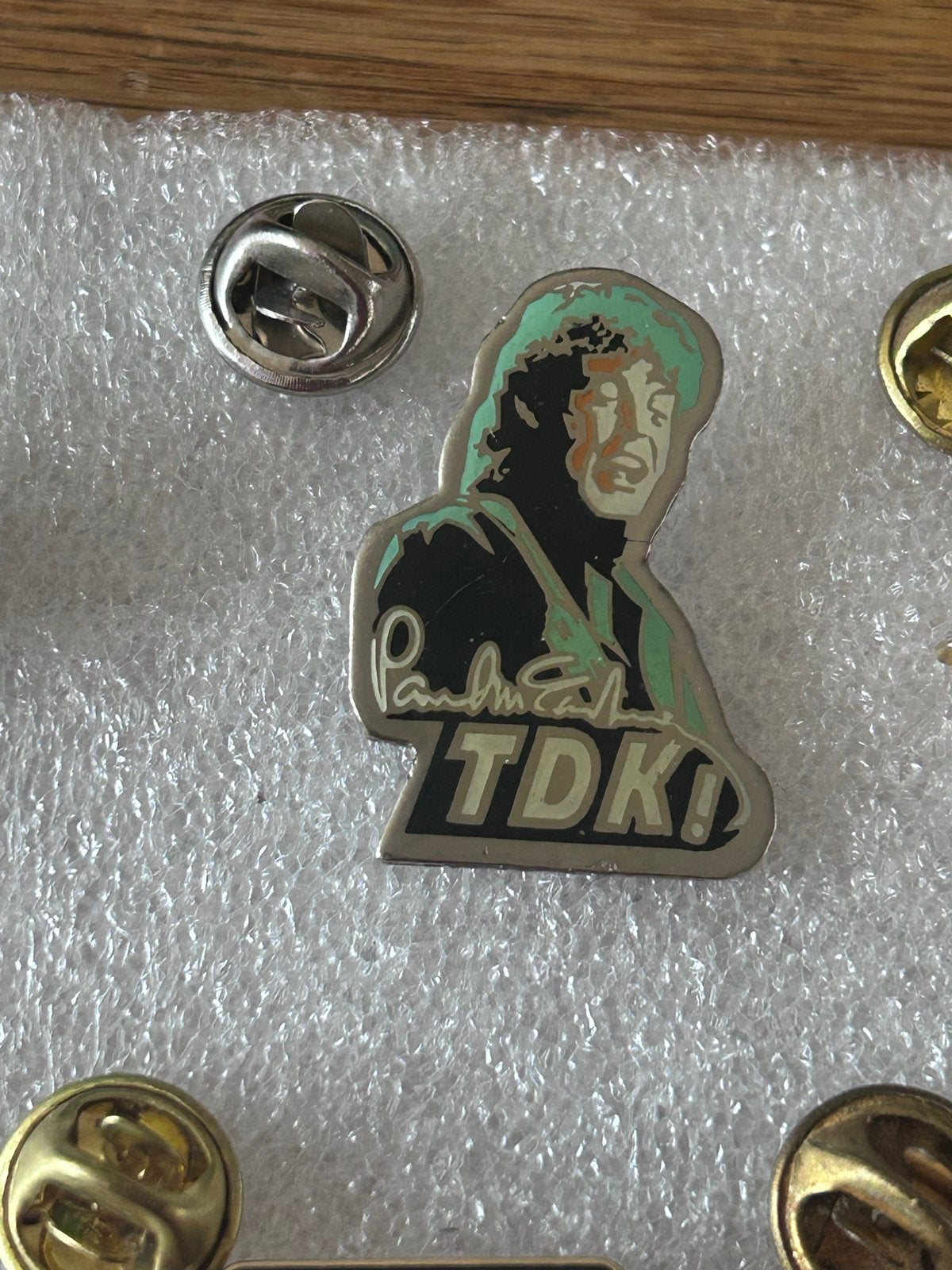 Vintage Paul McCartney TDK Pin - Muziek Memorabilia, Verzamelen, Ophalen of Verzenden, Gebruikt, Overige onderwerpen, Speldje of Pin