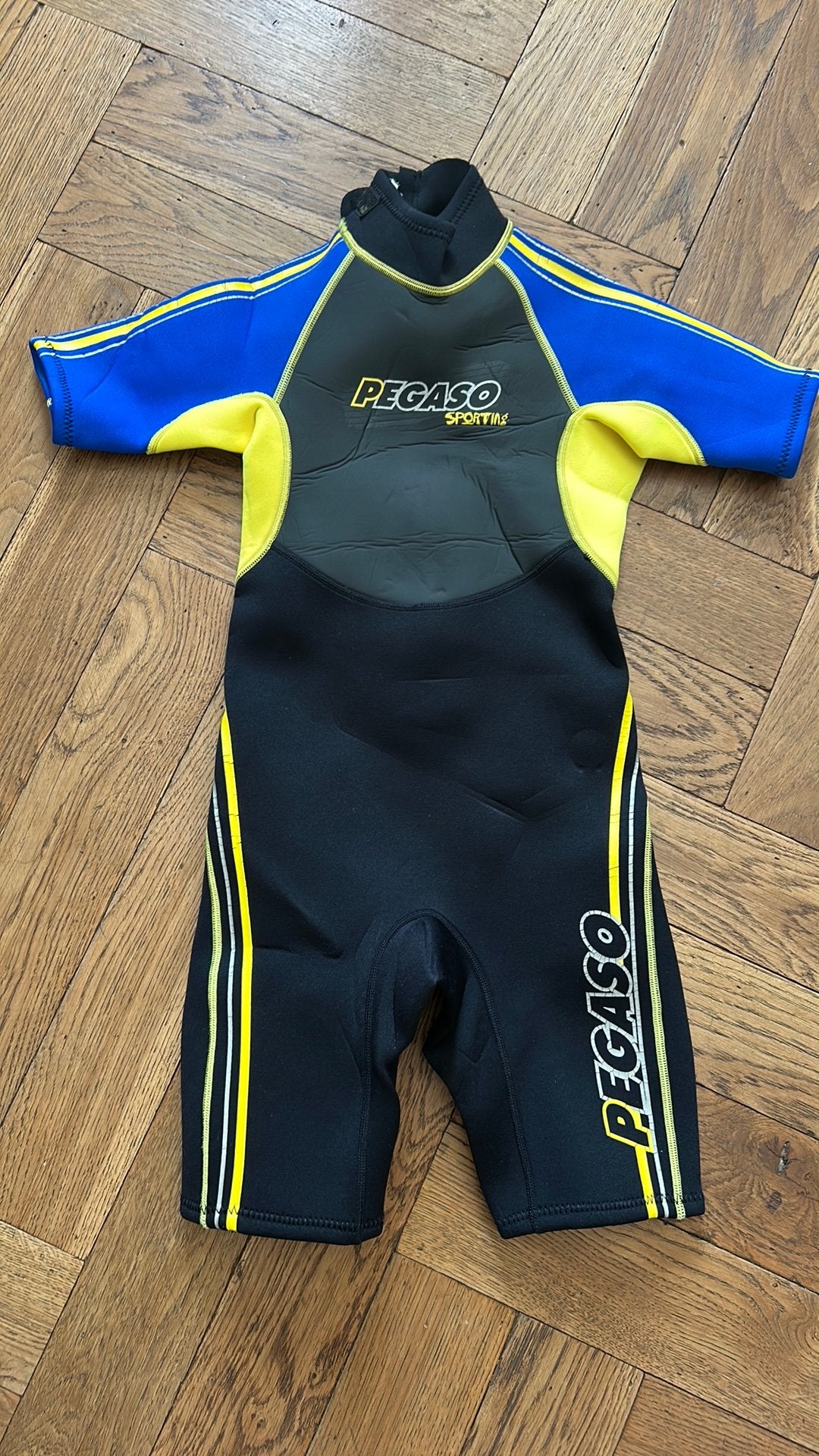 Wetsuit shorty kids s, Watersport en Boten, Watersportkleding, Ophalen of Verzenden, Zo goed als nieuw, Kind, Wetsuit