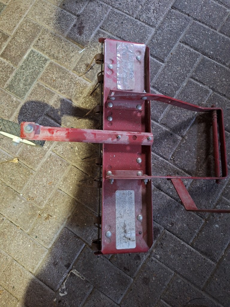 Verticuteer snapper thatcherizer, Ophalen, Zo goed als nieuw, Accu