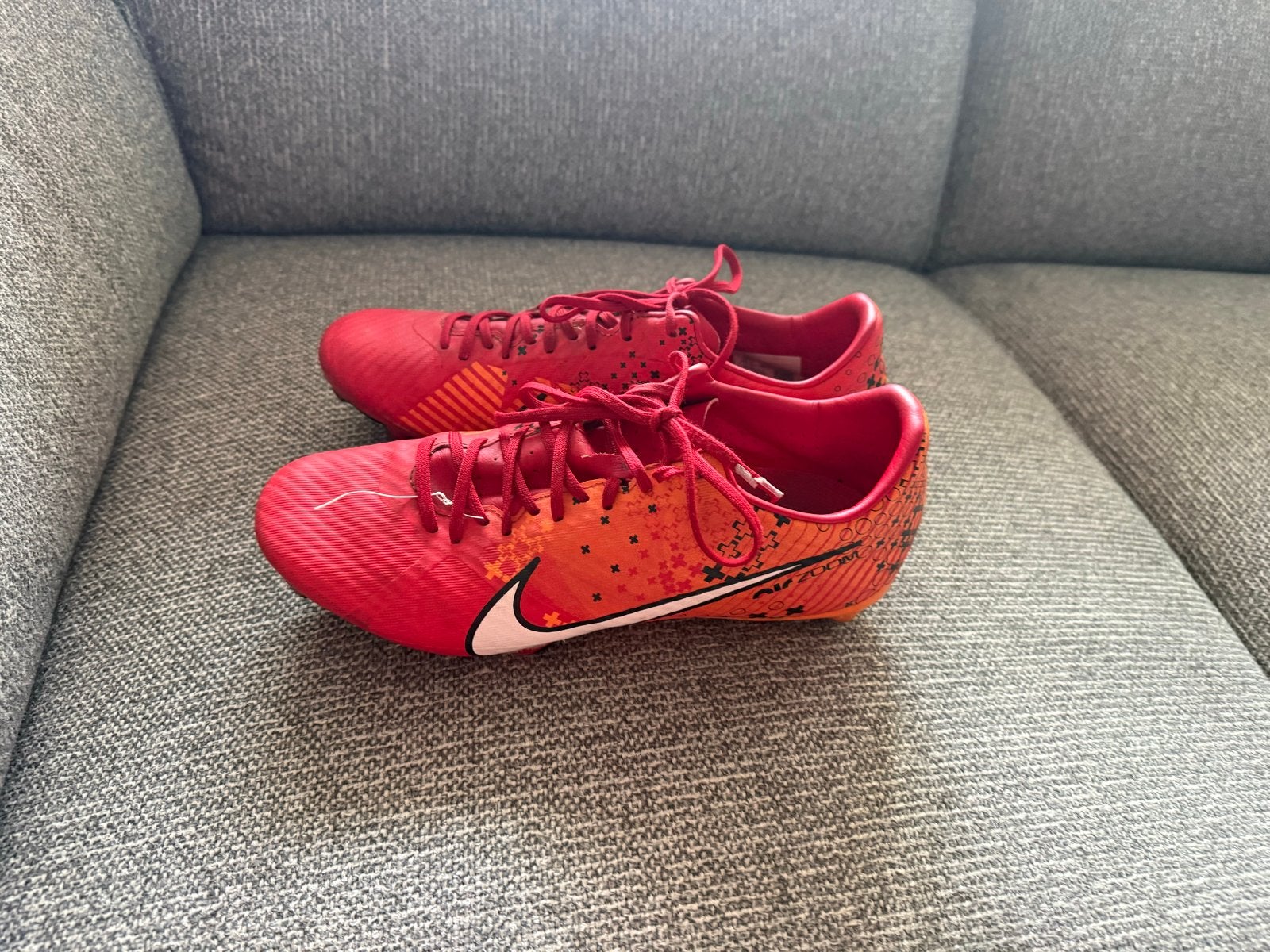 Nike Mercurial Voetbalschoenen - Rood/Oranje maat 39, Ophalen, Gebruikt, Schoenen