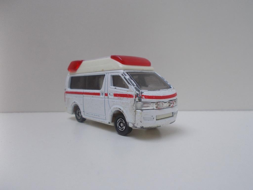 6475 Toyota Himedic Tomica Tomy No 79, Ophalen of Verzenden, Gebruikt, Bus of Vrachtwagen