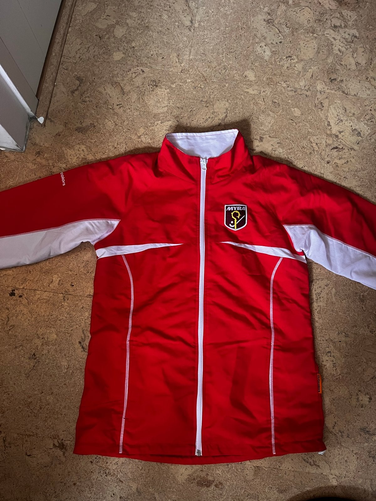 Rood sportpak (jasje en broek) - MYRA, Ophalen, Nieuw, Kleding