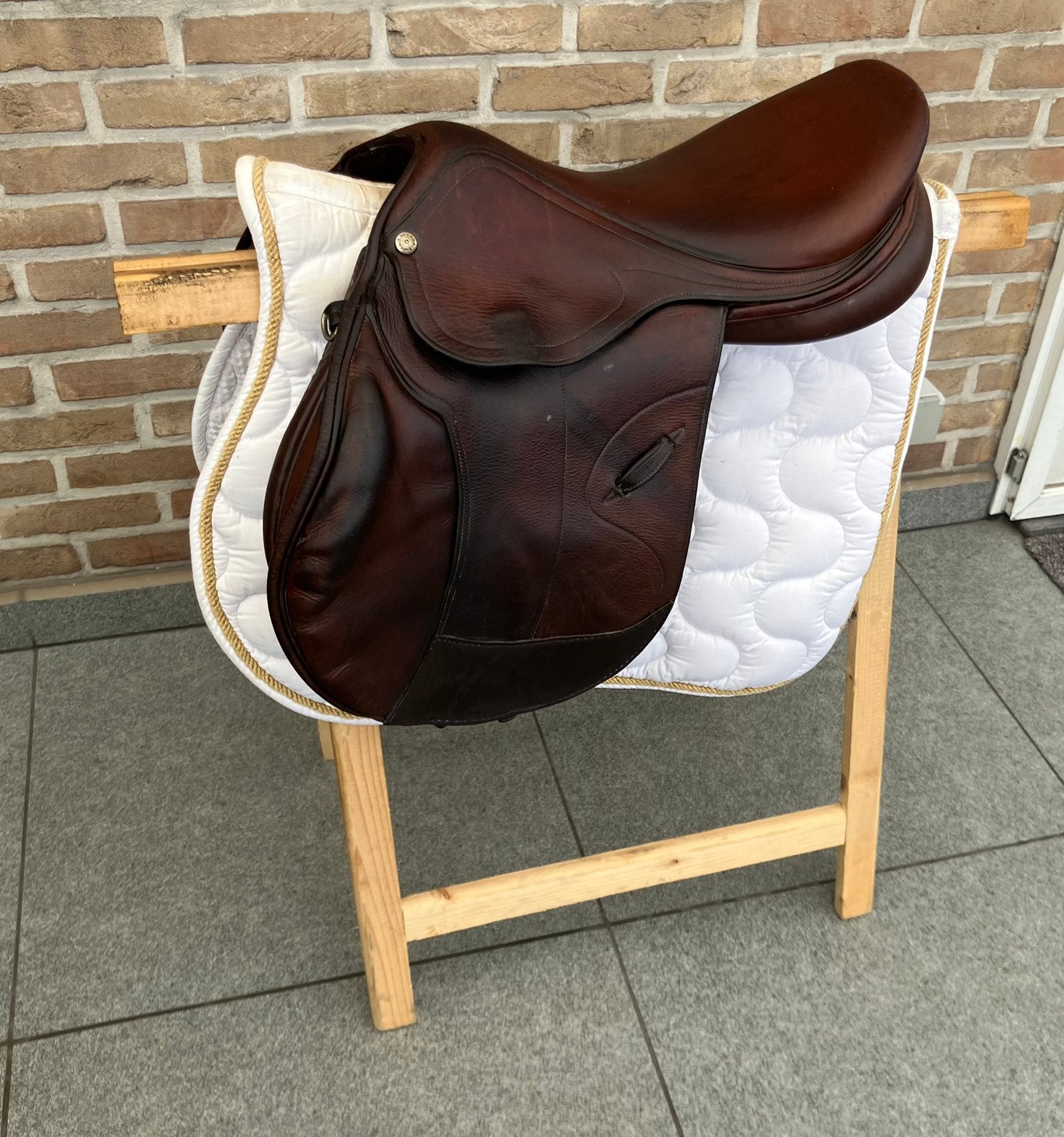 Springzadel Pessoa 16,5 inch, Ophalen of Verzenden, Zo goed als nieuw, Springen