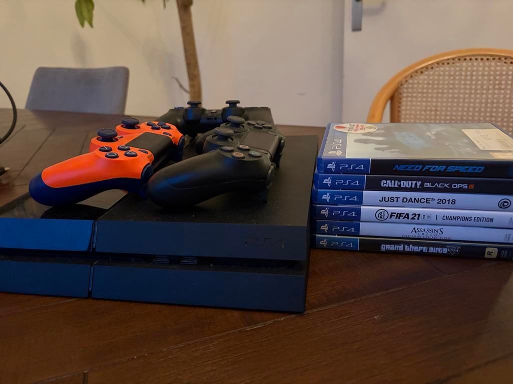 PlayStation 4 met 3 controllers en games, Ophalen, Gebruikt, Overige genres, 3 spelers of meer