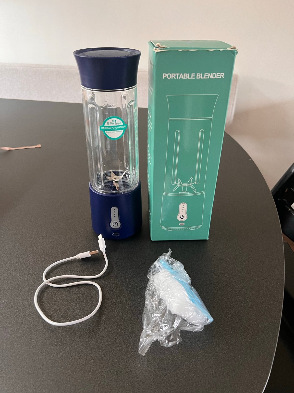 Draagbare Smoothie Maker - Perfect voor onderweg!, Ophalen of Verzenden, Zo goed als nieuw, Blender to go