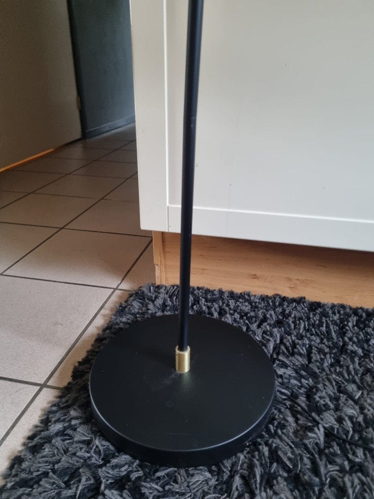 Staande leeslamp te koop, Ophalen, E27 (groot), Zo goed als nieuw, Zit nu een LED lamp in