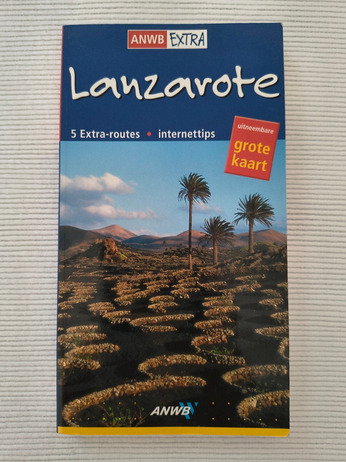 Veronica Reisenegger - Lanzarote, Europa, Ophalen of Verzenden, Zo goed als nieuw, Reisgids of -boek