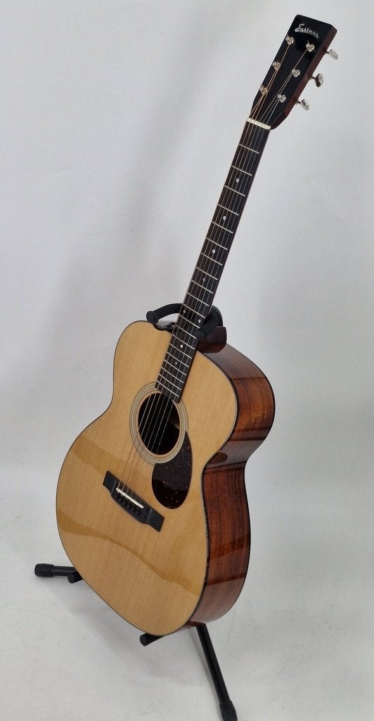 Eastman E6OM-TC Westerngitaar - Occasion, Eastman, 3364AE, Ophalen of Verzenden, Zo goed als nieuw