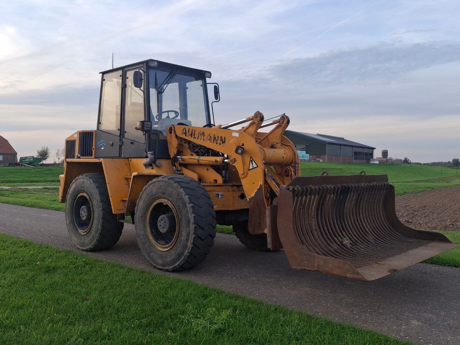 ahlmann shovel az 14, Ophalen, Wiellader of Shovel