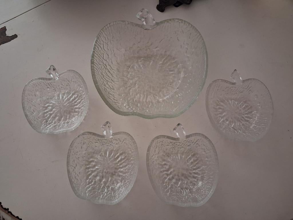 Vintage glazen set in de vorm van appels, Ophalen, Overige stijlen, Glas, Schaal of Schalen