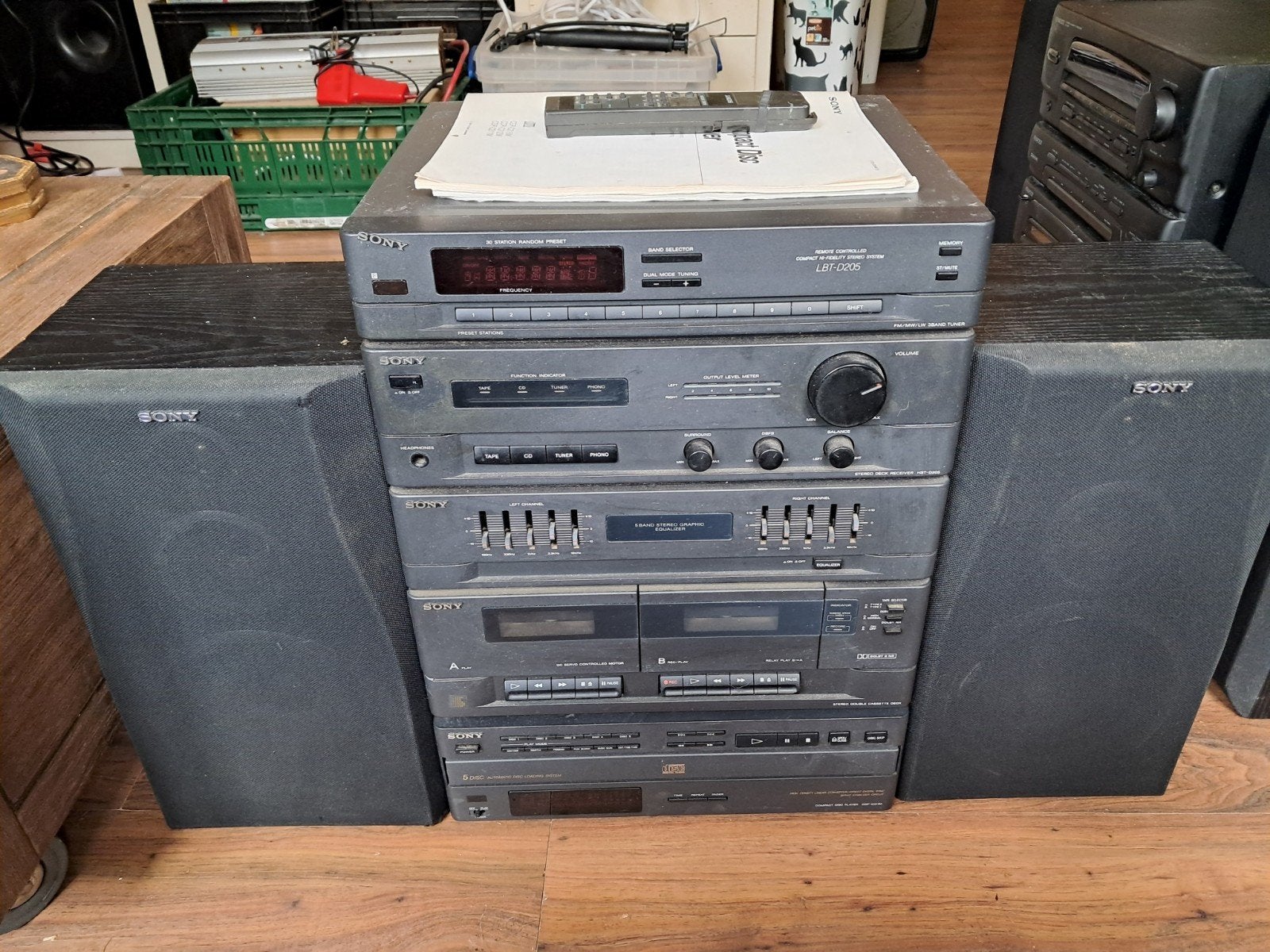 Complete Sony Stereo Toren met 5-CD Wisselaar en Boxen, Ophalen