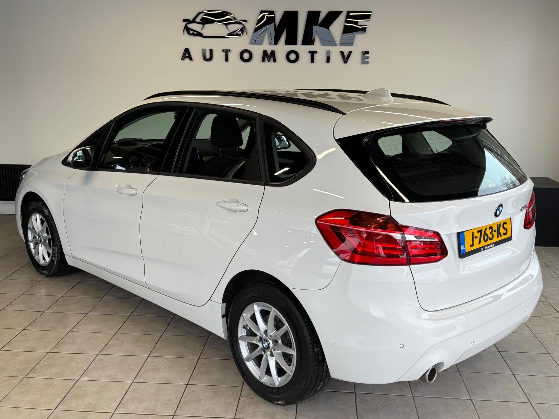 BMW 2-serie Active Tourer 216i Executive Edition ECC/HU/LED!, Auto's, Voorwielaandrijving, 1330 kg, Gebruikt, Euro 6