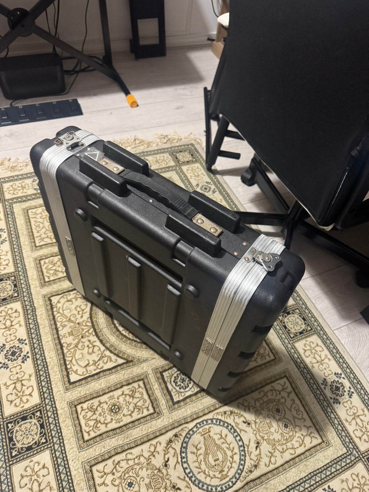 19 inch flightcase, Ophalen, Zo goed als nieuw, Overige instrumenten, Flightcase