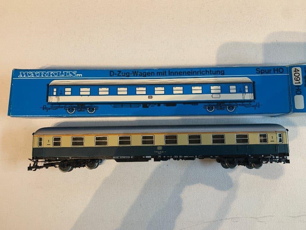 Märklin 4091 personenrijtuig 1e klas  turquase versie DB, Wisselstroom, Wagon, Ophalen of Verzenden, Zo goed als nieuw