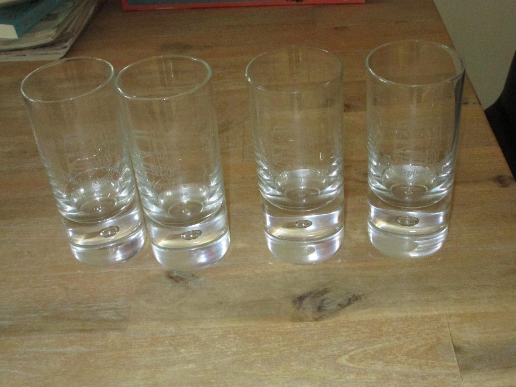 4 whisky glazen, Ophalen of Verzenden, Nieuw, Bierglas