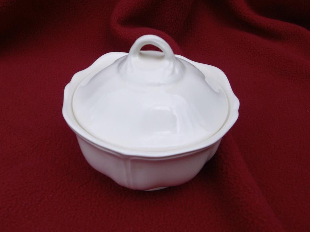 Wedgwood QUEENS PLAIN  Botervloot als nieuw, Huis en Inrichting, Keuken | Servies, Overige typen, Ophalen of Verzenden, Zo goed als nieuw