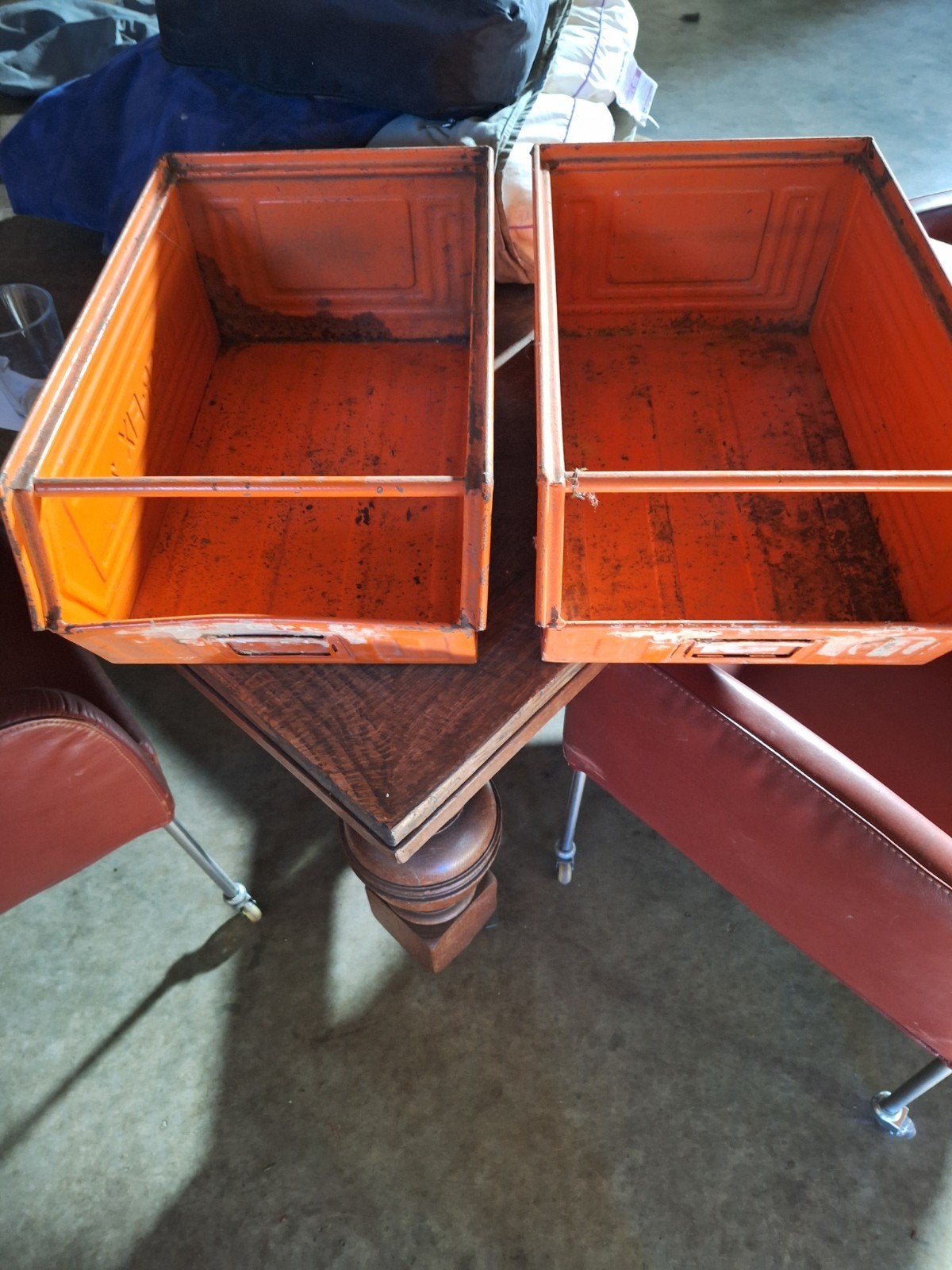 Vintage magazijnbakken - Oranje (2 stuks), Ophalen, Gebruikt, Minder dan 50 cm