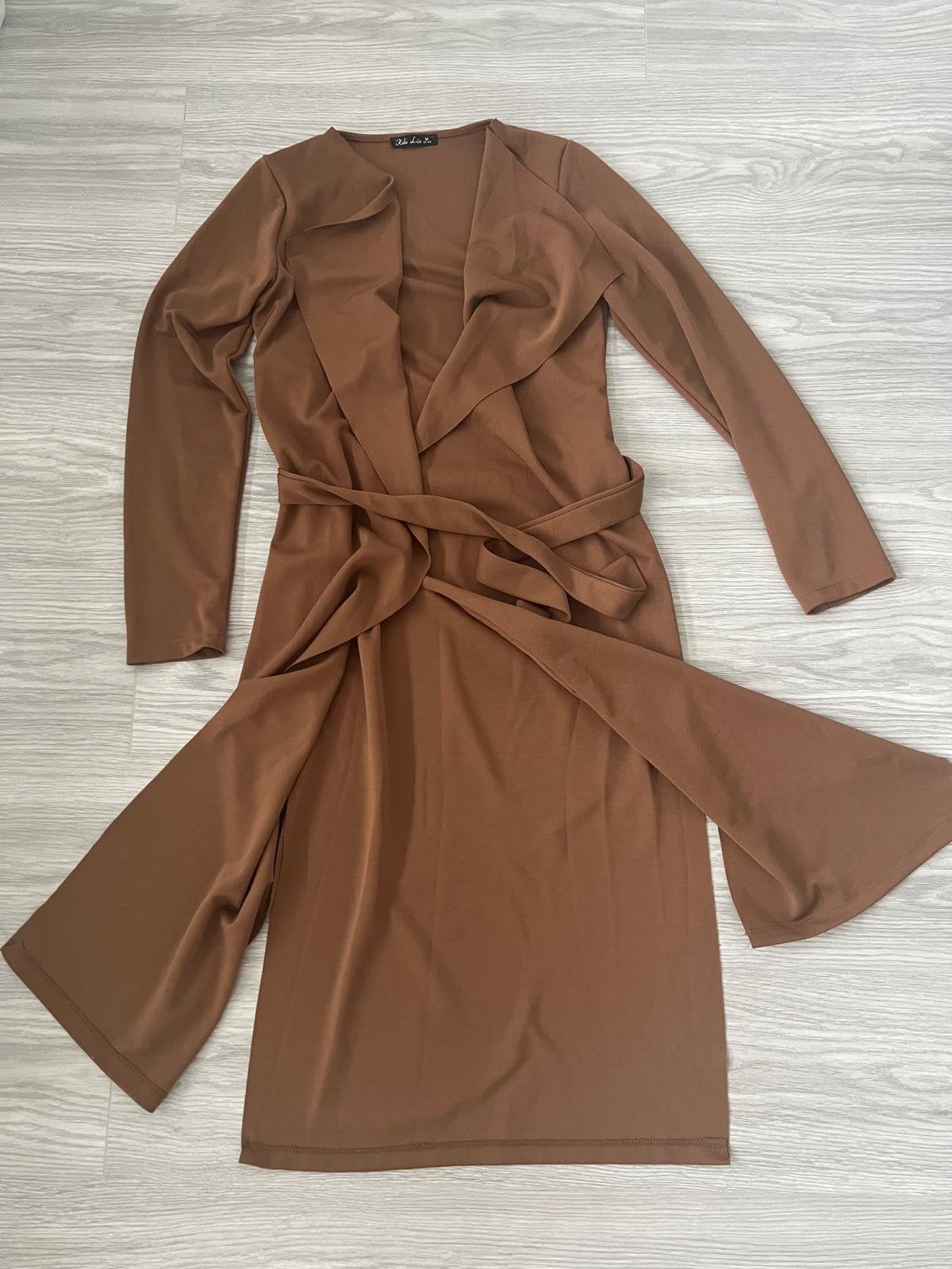 Bruine Kiki Life wikkeljurk maat M 38-40, Kleding | Dames, Maat 38/40 (M), Bruin, Ophalen of Verzenden, Zo goed als nieuw