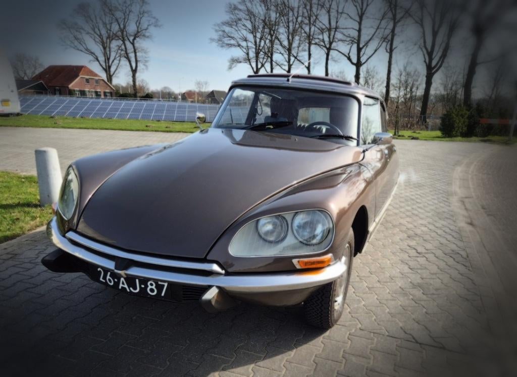 Citroën DS 23 Injection Electronique Volautomaat, Auto's, 4 cilinders, Bruin, DS, 130 pk