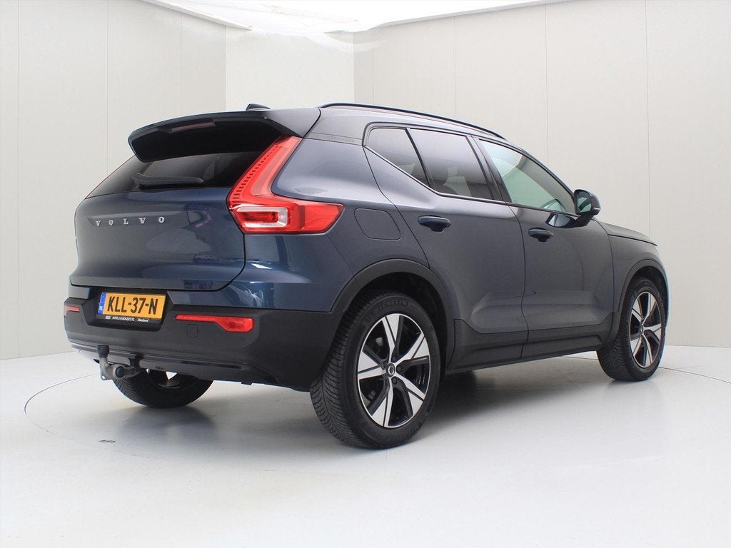 Volvo Xc40 T4 PHEV 211PK R-Design [ TREKHAAK+PANO+360CAM+ACC, Auto's, Volvo, 1712 kg, Blauw, Plug-in hybride, Bedrijf