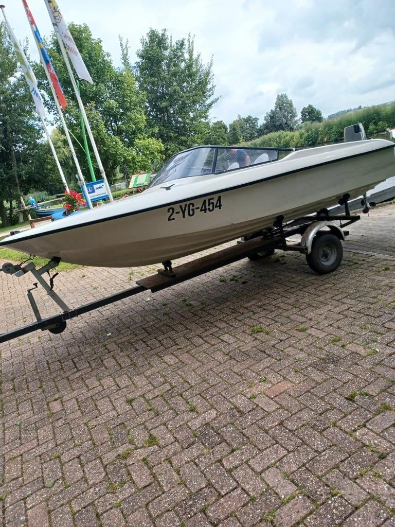 Fletcher Arrowsport 150 speedboot met buitenboordmotor, Ophalen, Gebruikt, Minder dan 70 pk, Buitenboordmotor