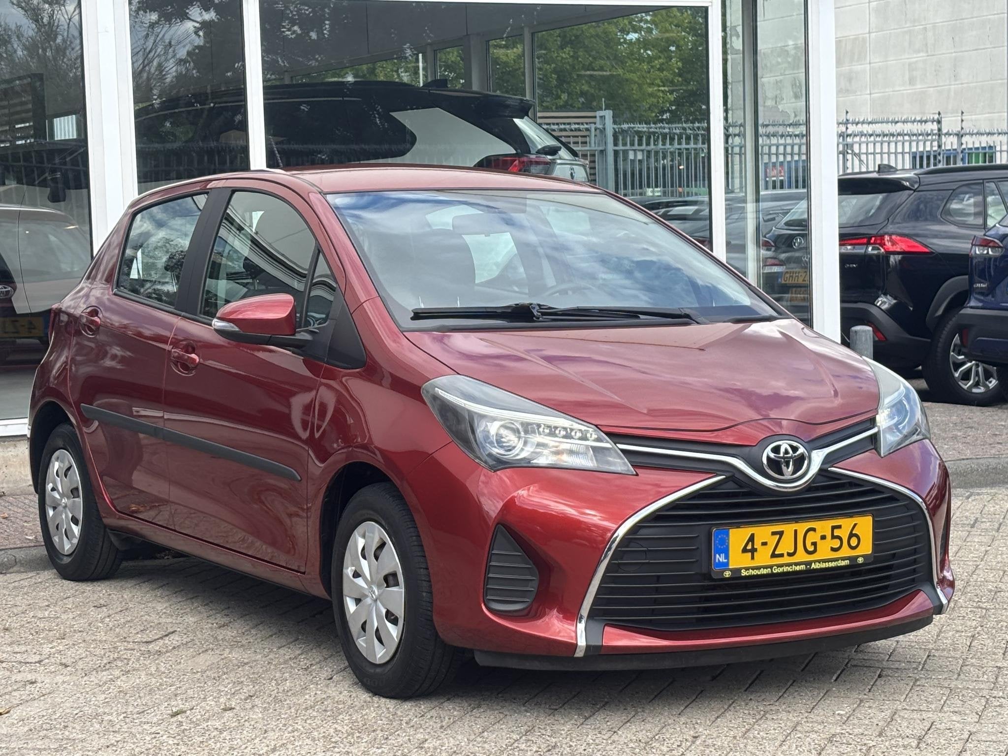 Toyota Yaris 1.0 VVT-i Aspiration | Uniek lage KM-Stand! 235, Voorwielaandrijving, Euro 6, Start-stop-systeem, 730 kg