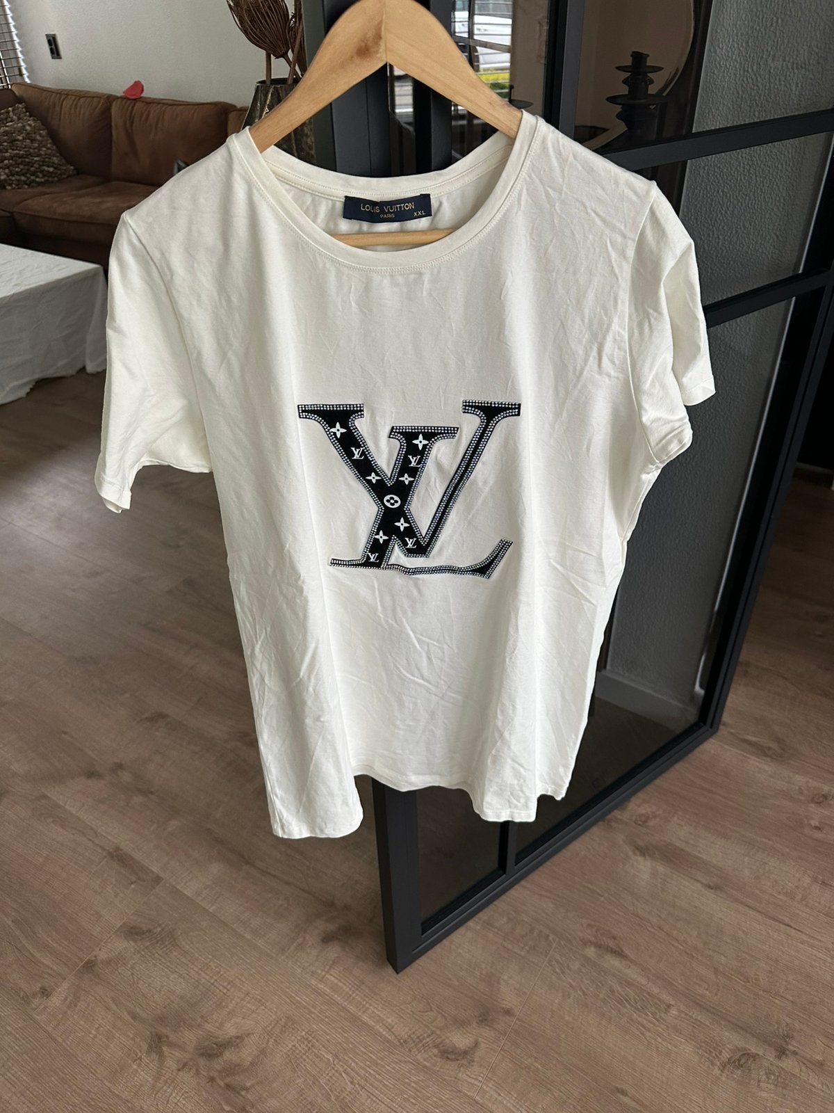 Louis vuitton t shirt nieuw maat  XXL, Kleding | Dames, T-shirts, Ophalen of Verzenden, Zo goed als nieuw, Maat 46/48 (XL) of groter