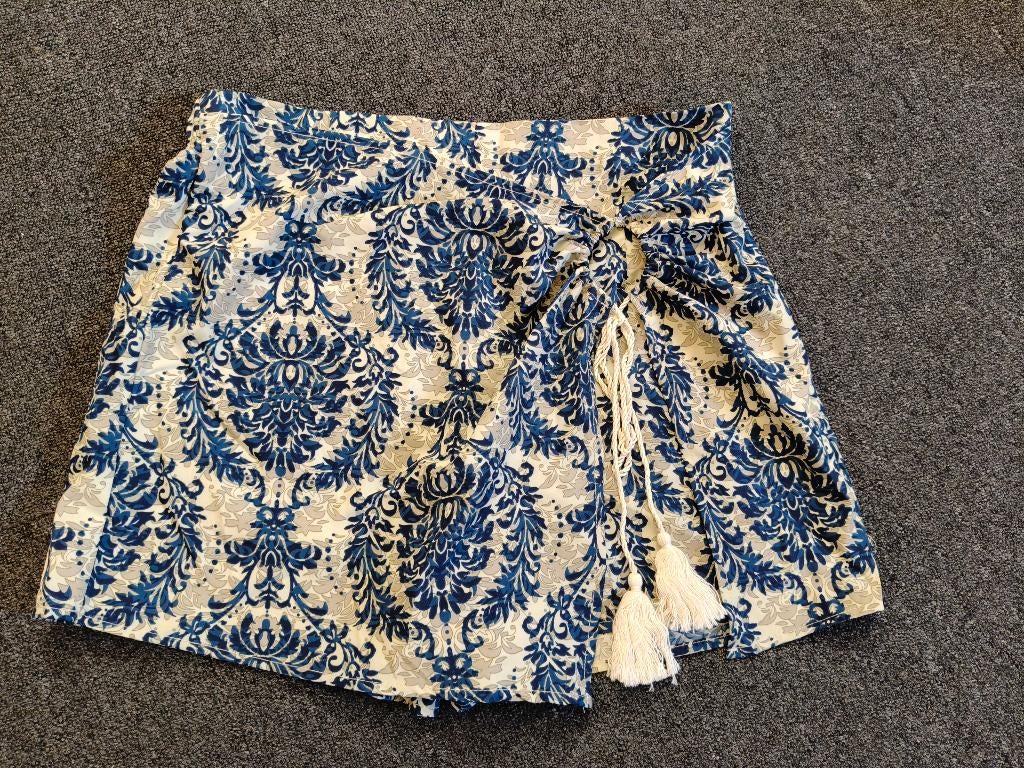 kortebroek dames, Kleding | Dames, Broeken en Pantalons, Overige kleuren, Kort, Maat 46/48 (XL) of groter, Pescara