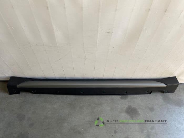 Zijskirt rechts van een Hyundai Tucson, Gebruikt, -, -, Ophalen of Verzenden
