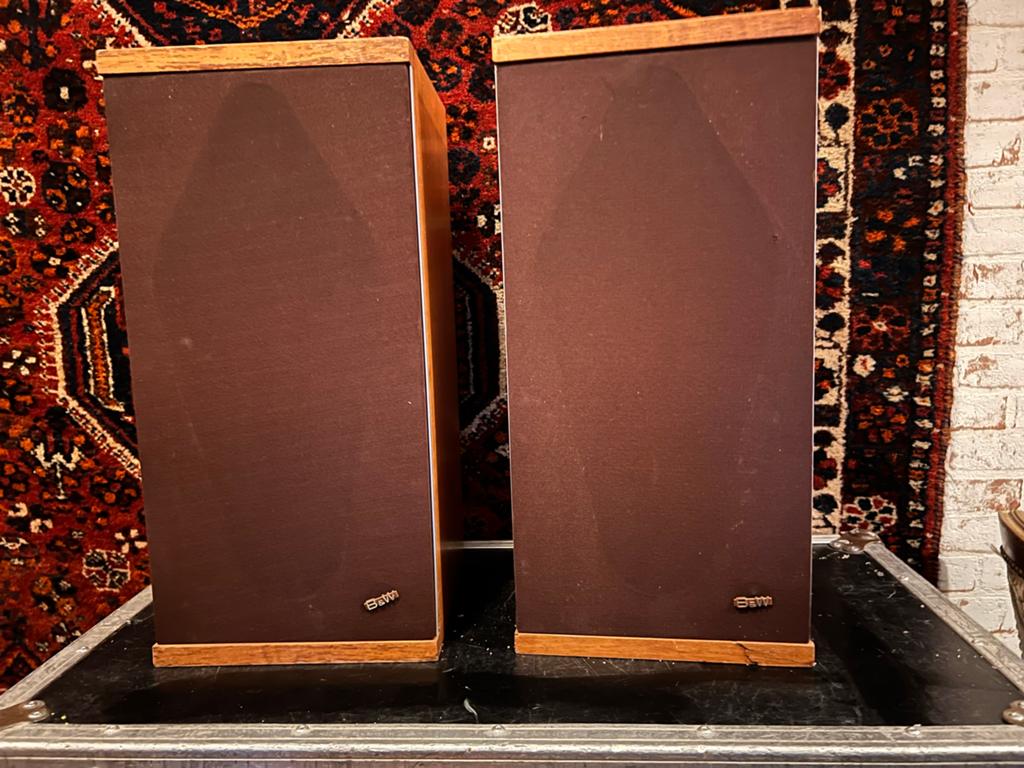 B&W DM4 speakers - 1 speaker Hoog defect, laklaag nodig, Ophalen of Verzenden, Bowers & Wilkins (B&W), Niet werkend, Minder dan 60 watt