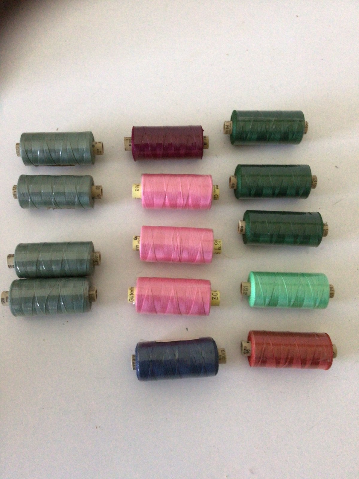 Gutermann knoopsgaten garen. Klos 300 meter., Ophalen of Verzenden, Nieuw