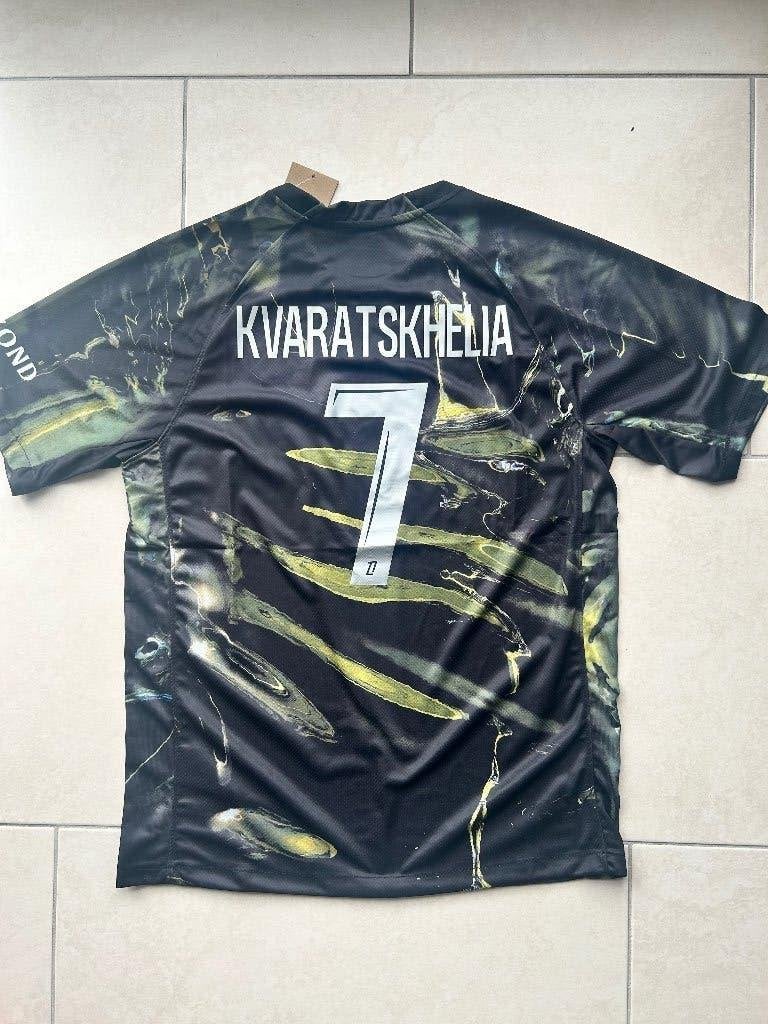 Voetbalshirt PSG Kvaratskelia #7, Maat L, Ophalen of Verzenden, Nieuw, Shirt