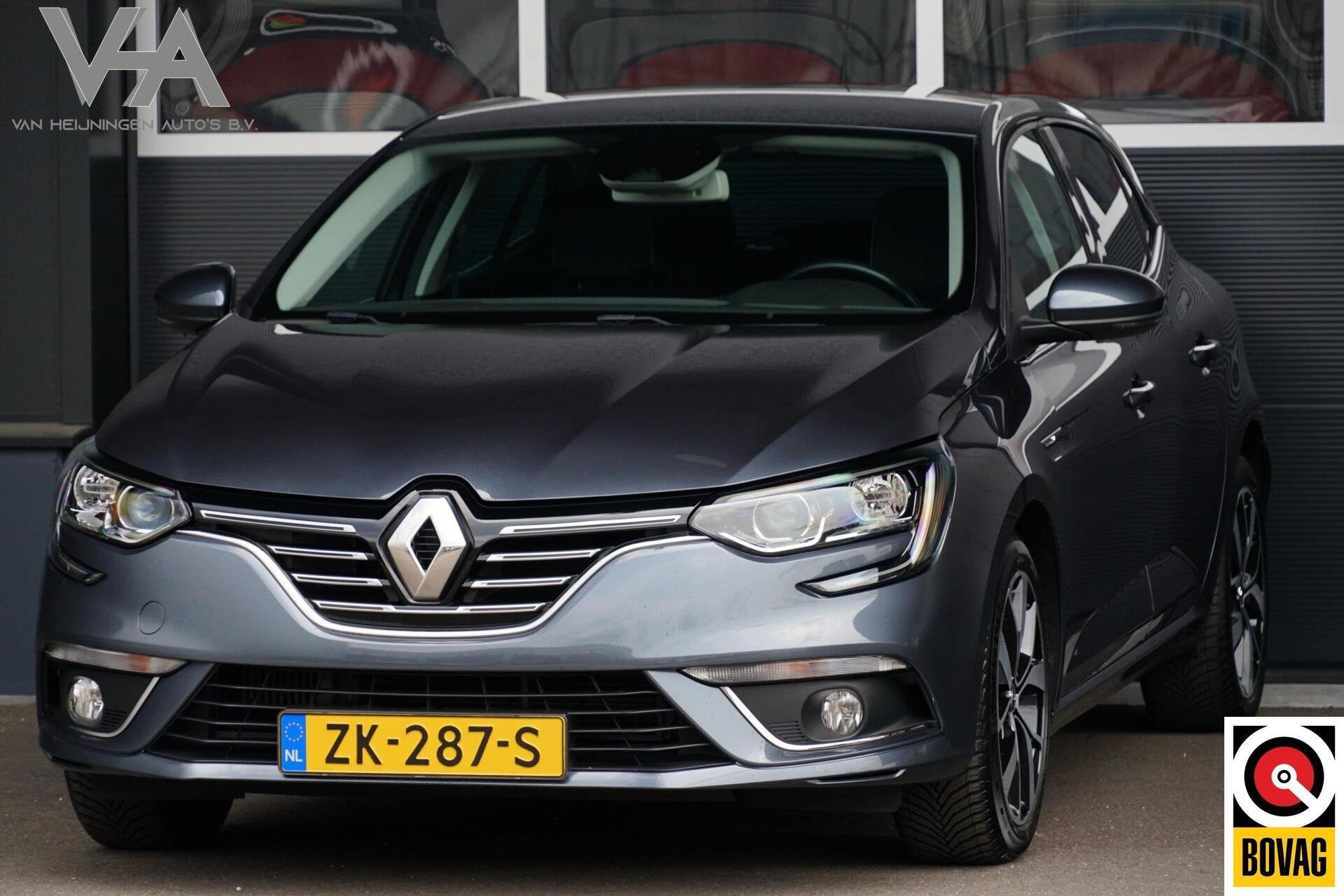Renault Megane 1.3 TCe Bose aut. R-Link, CarPlay, keyless, Gebruikt, Euro 6, 4 cilinders, Met garantie (alle)