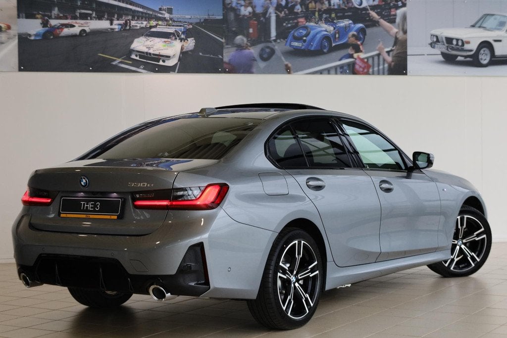 BMW 3 Serie 330e M Sport Edition M Sportpakket | Innovation, Auto's, BMW, Automaat, 1998 cc, 4 cilinders, 135 min