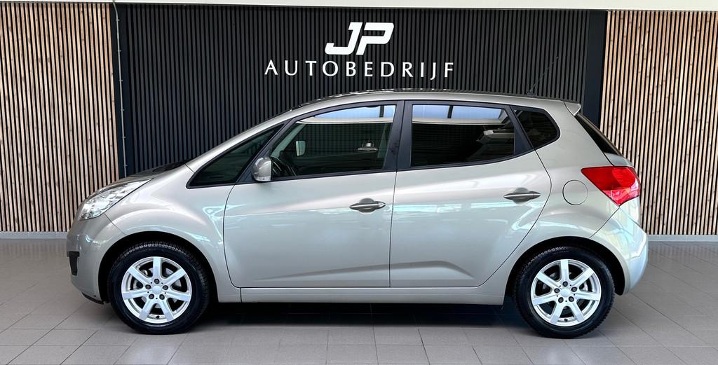 Kia Venga 1.4 CVVT ExecutiveLine CAMERA|CRUISE|TREKHAAK|LM-V, Voorwielaandrijving, Euro 5, Stof, Gebruikt