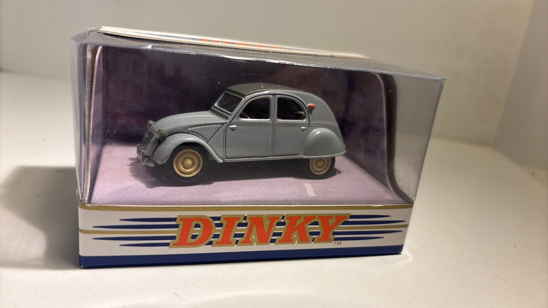 Citroen 2cv 1957 dinky matchbox 1.43, Auto, Ophalen of Verzenden, A, A