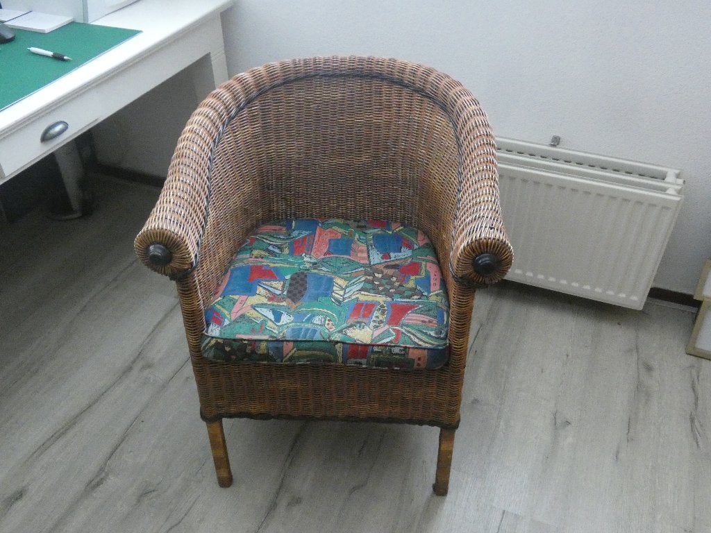 2x rieten stoel met zitkussen, Huis en Inrichting, Stoelen, Ophalen, Gebruikt, Bruin, Eén