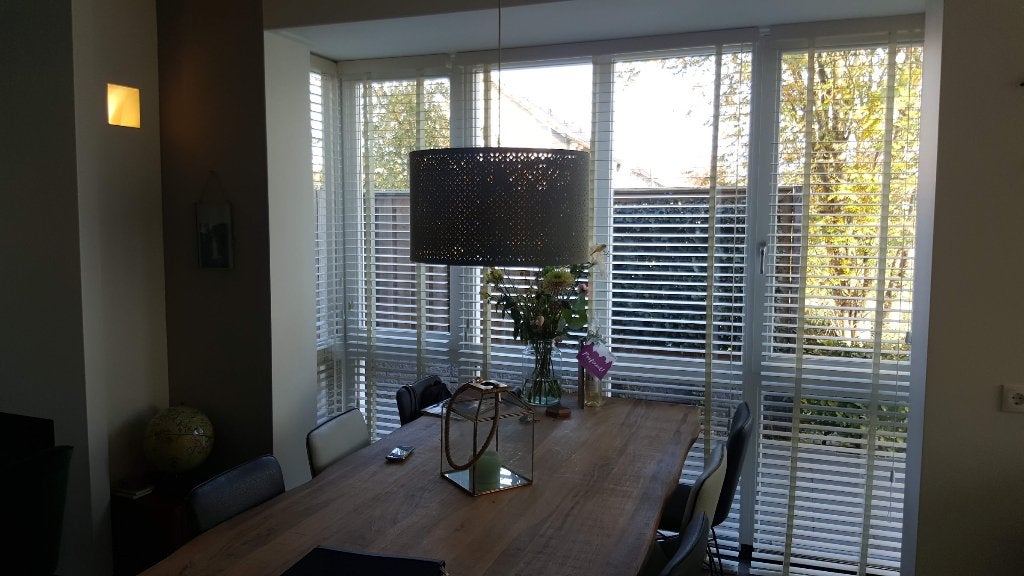 Witte houten lamellen voor erker en groot raam, Ophalen, Gebruikt, Crème, Hout