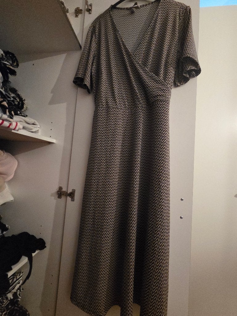 Jurk lang lange jurk veel stretch h&m maat L 40, Kleding | Dames, Jurken, Ophalen of Verzenden, Zo goed als nieuw, Maat 42/44 (L)