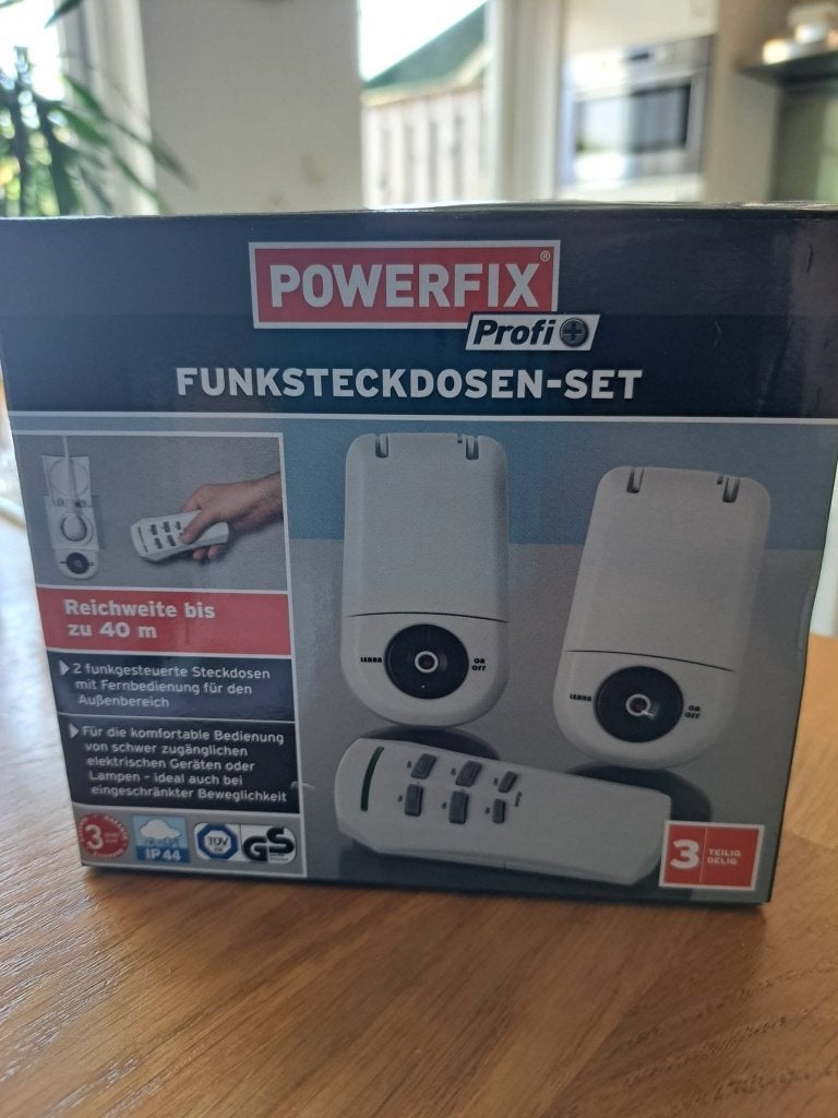 BUITEN stopcontacten + afstandsbediening - Powerfix, Ophalen of Verzenden, Nieuw, Stopcontact