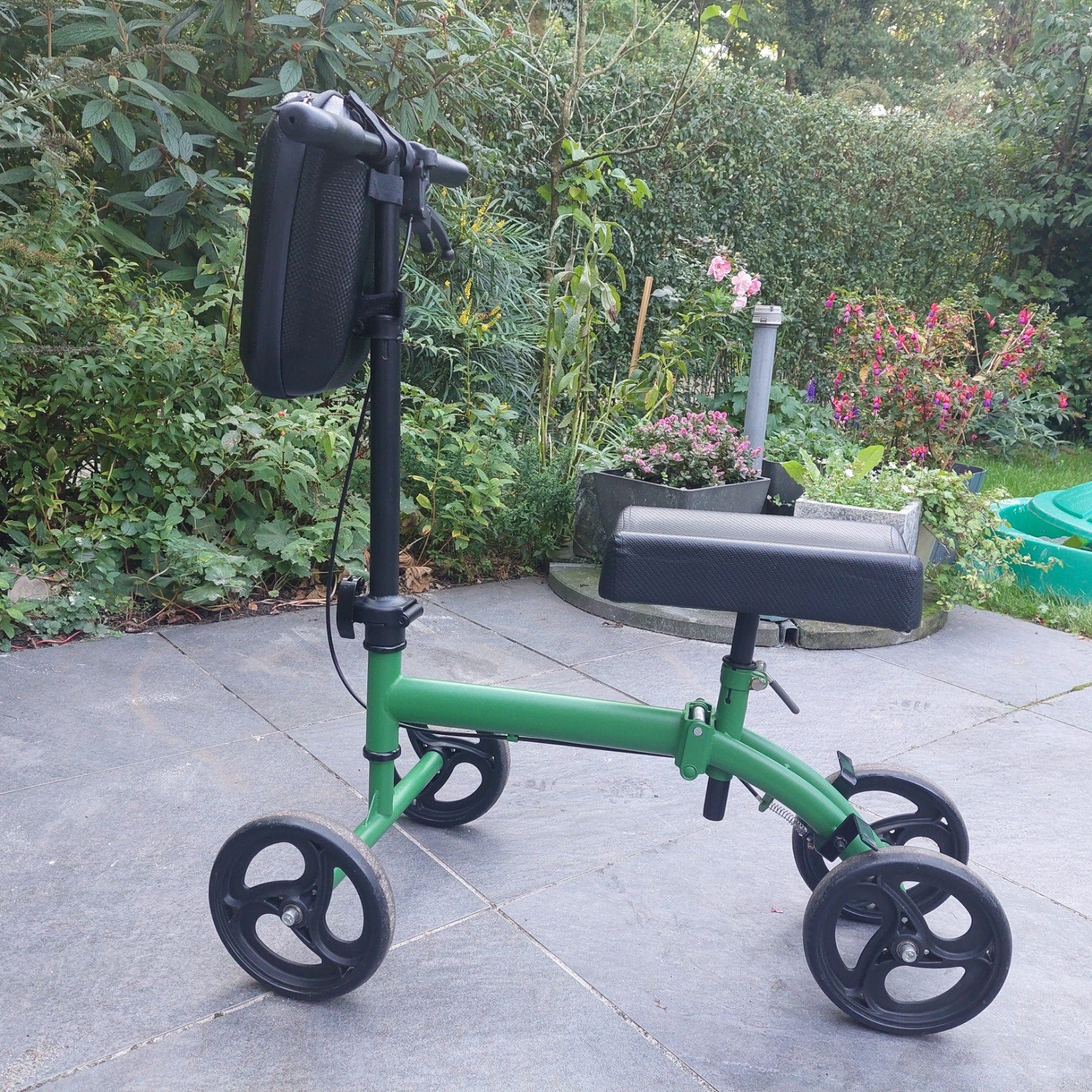 Knie step, Ophalen, Zo goed als nieuw