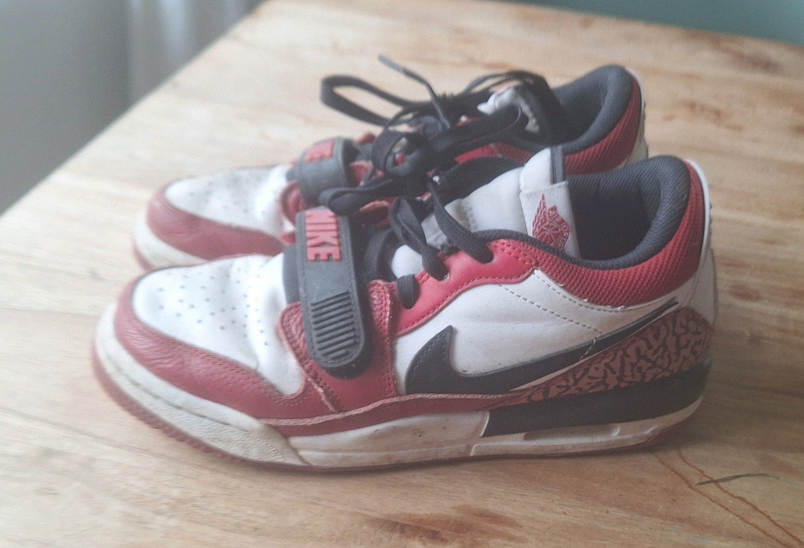 Nike air jordan low maat 38,5, Gebruikt, Jongen of Meisje, Schoenen, Ophalen of Verzenden