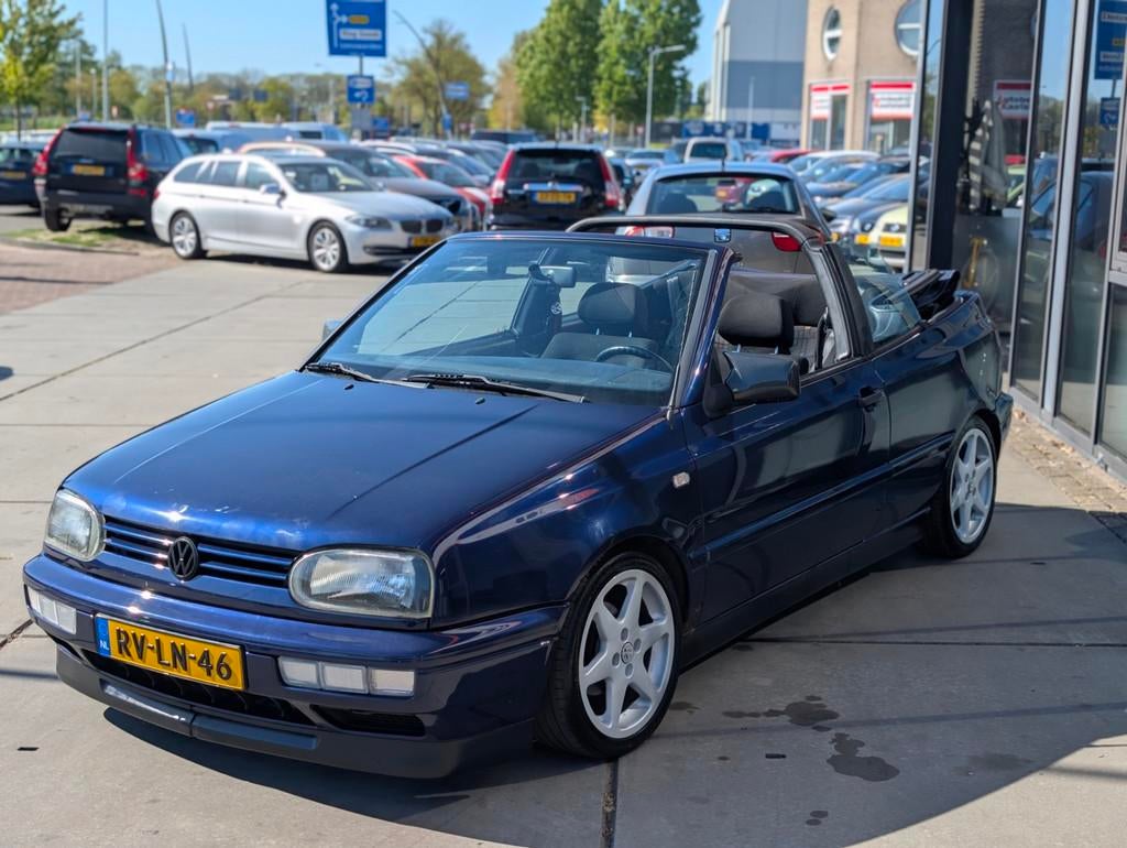 Volkswagen Golf Cabriolet 1.8 - Stuurbekr - Electr Ramen -, Stof, Gebruikt, Zwart, 4 cilinders
