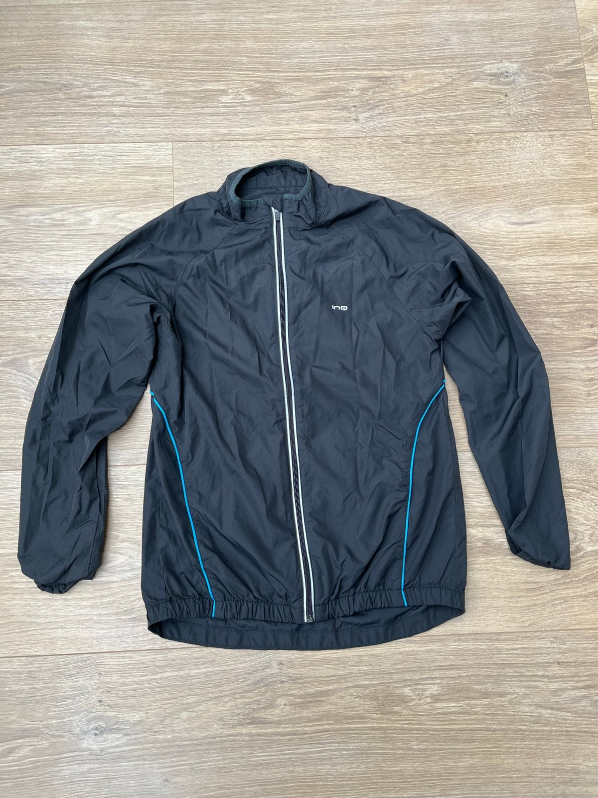 Inq hardloopjack maat S - Zwart, Kleding | Dames, Zwart, Ophalen of Verzenden, Zo goed als nieuw, Hardlopen of Fietsen